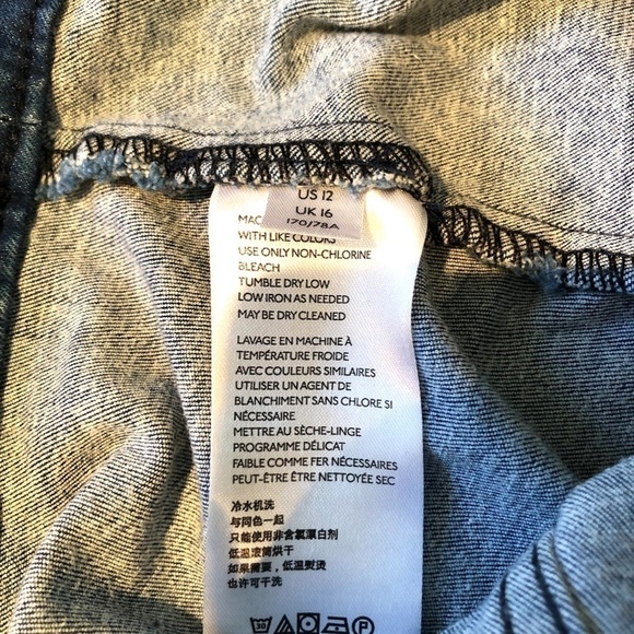 x Free People Mini Skirt Blue Denim with Diagonal Front Snaps (12) - Picture 6 of 10